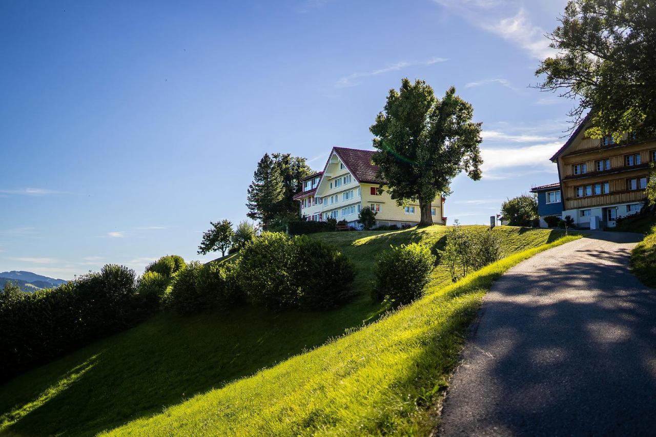 Bed and Breakfast Gaestehaus Aemisegg Sankt Peterzell Zewnętrze zdjęcie