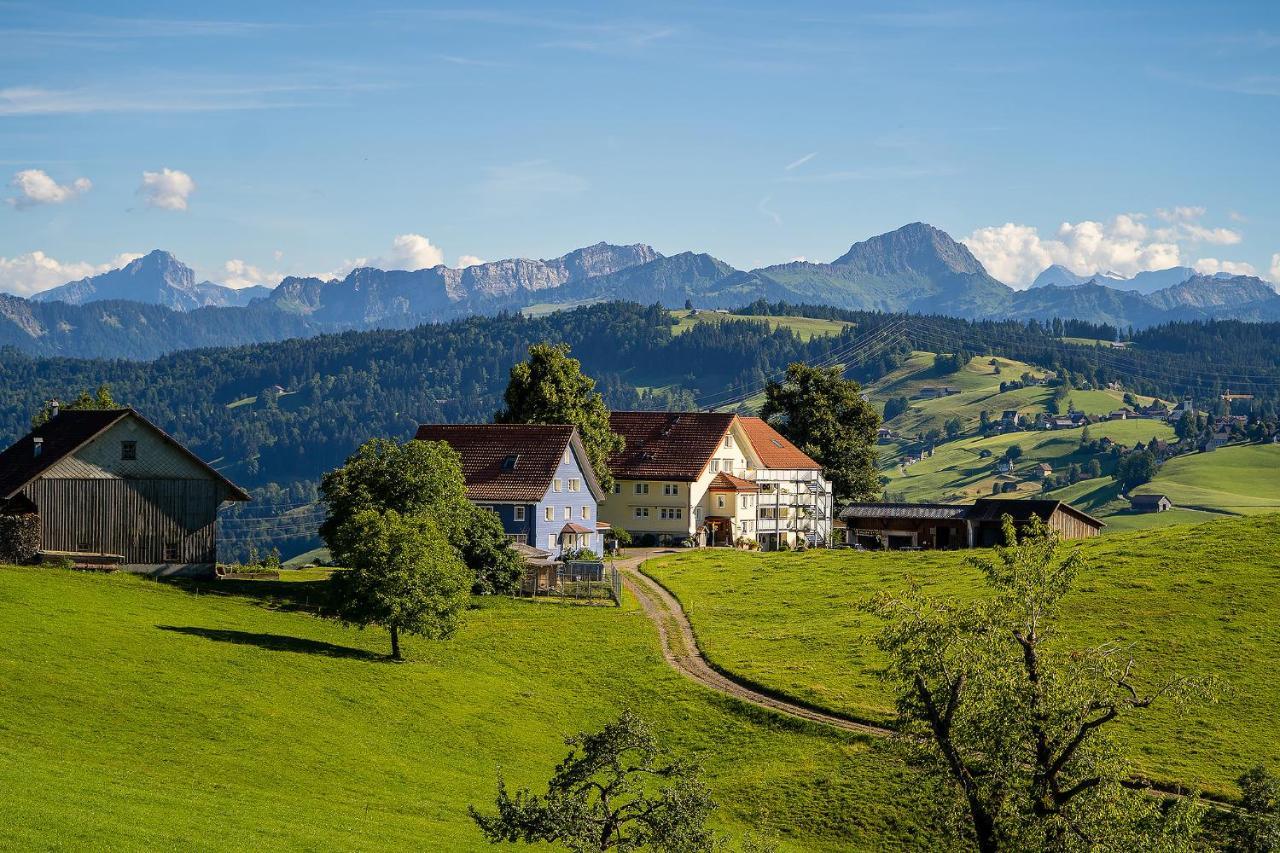 Bed and Breakfast Gaestehaus Aemisegg Sankt Peterzell Zewnętrze zdjęcie